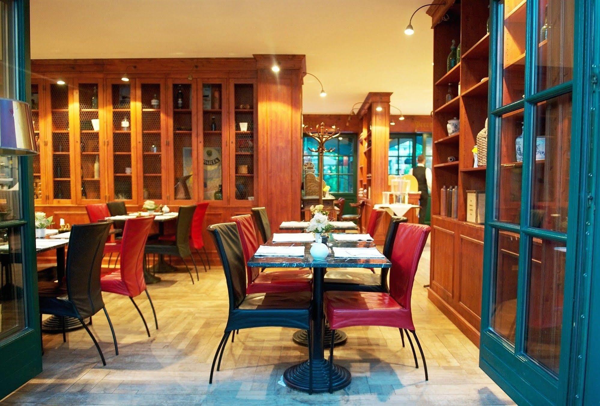 Romantik Hotel Kaufmannshof Берген-ауф-Рюген Экстерьер фото